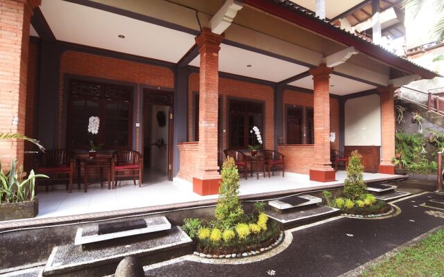 Arik's Homestay