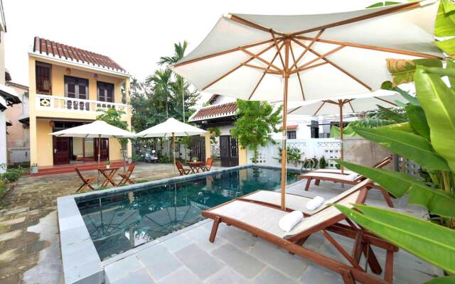 Tonkin Creeper Flower Villa