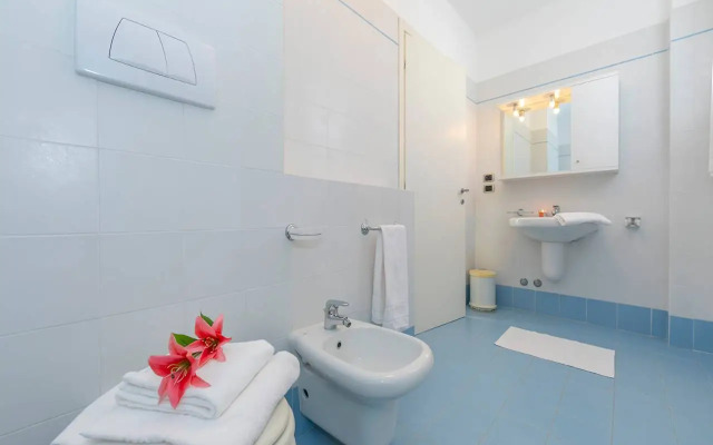 Residence Porto Letizia