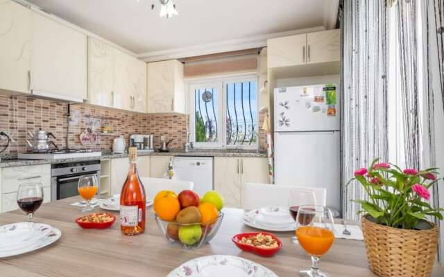 Dazzling Villa With Private Pool in Antalya