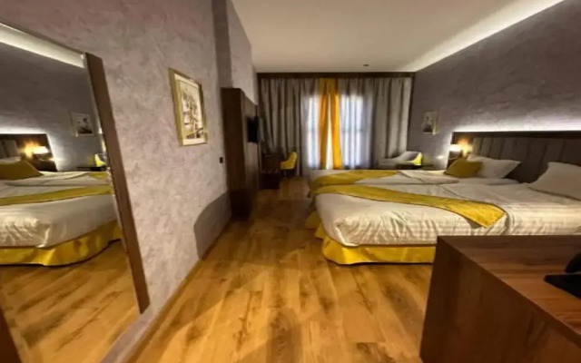 Palette Luxury MAS Hotel