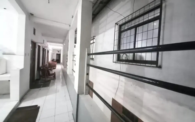 OYO 95096 Dewi Sudirman Guest House
