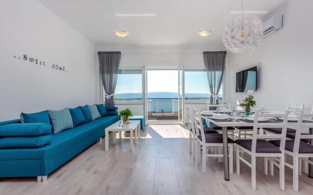 Villa in Dramalj at Sea