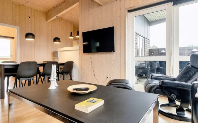 Well-maintained Holiday Home in Faborg