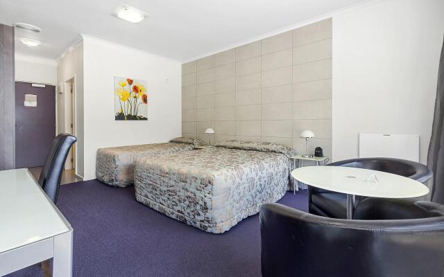 Amethyst Court Motorlodge