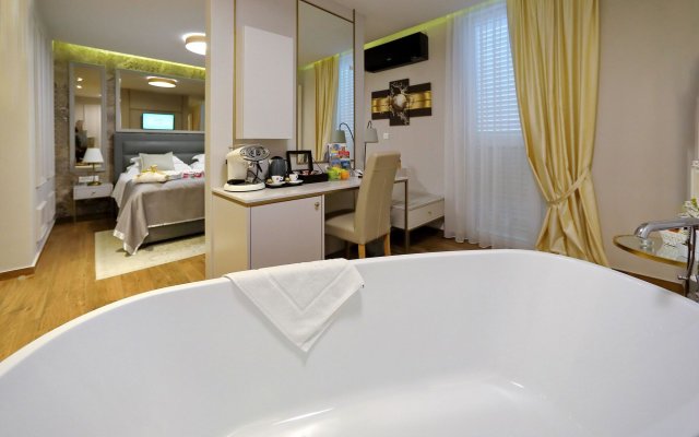 Luxury Rooms Kadena