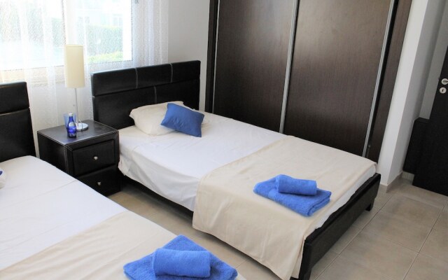Avrora Villa PV