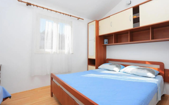 Apartments with a parking space Slatine, Ciovo - 2030