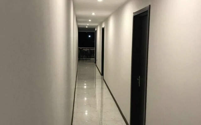 Topical house