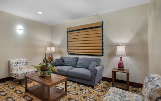 Best Western Shelby Inn & Suites