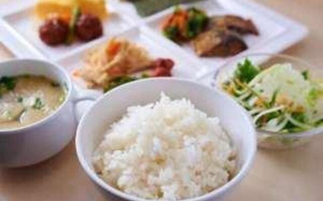 Super Hotel Gotsu-Ekimae