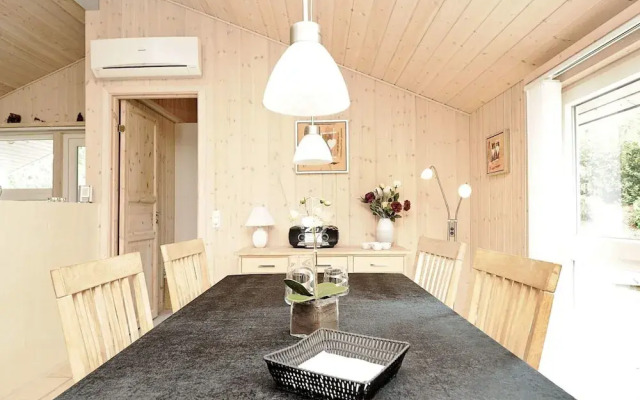 6 Person Holiday Home in Oksbol-by Traum