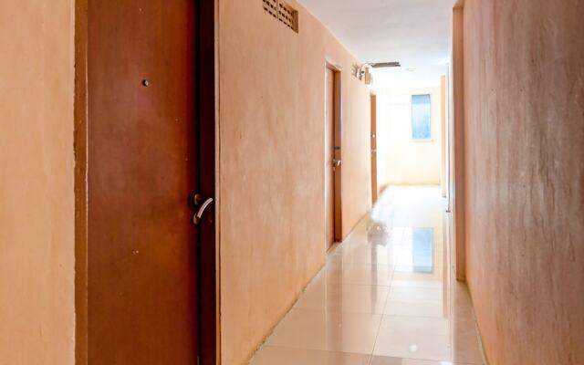 OYO 92322 Hasan House SyariahNearPelabuhan Feri Harbor Bay