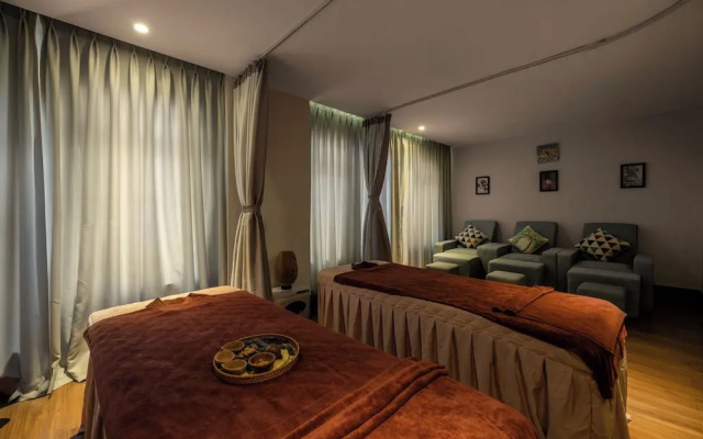 HA Ocean Front Hotel and Apartment