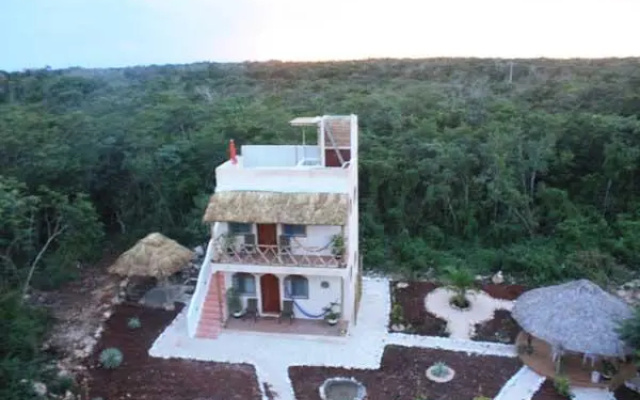 Parador Turistico Xaman Ek