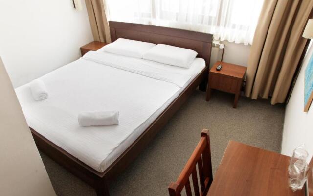 Hotel Happy