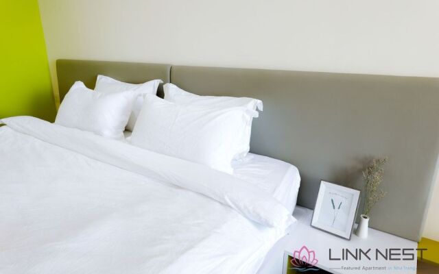 LinkNest Sea View Apartment