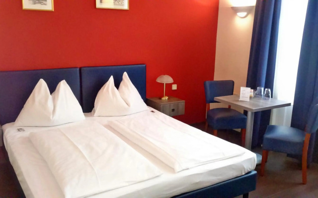 Hotel Pension Excellence