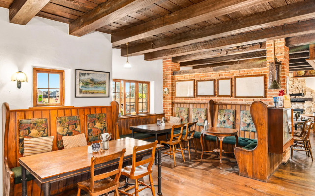 The Honest Lawyer, an Ascend Collection Hotel