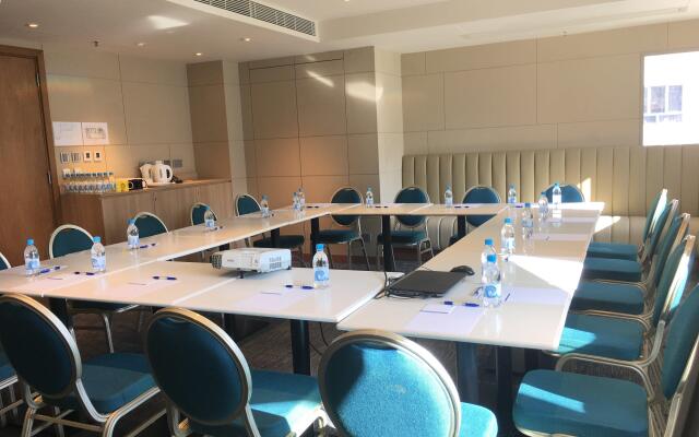 Holiday Inn Express Hong Kong Mongkok by IHG