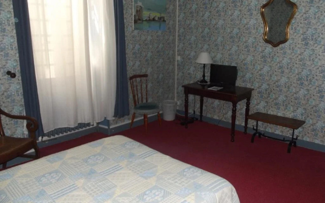 Hotel Le Moulin De Cierzac