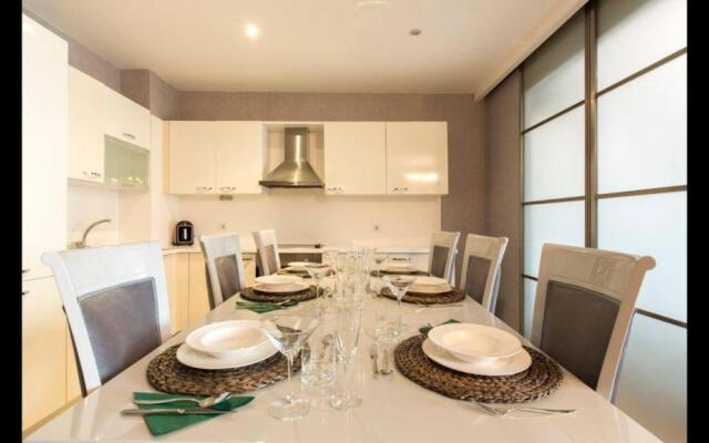 CTS Elysium Residence Duplex Apt. 85