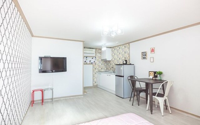 Namhae Seaside Traveling Pension