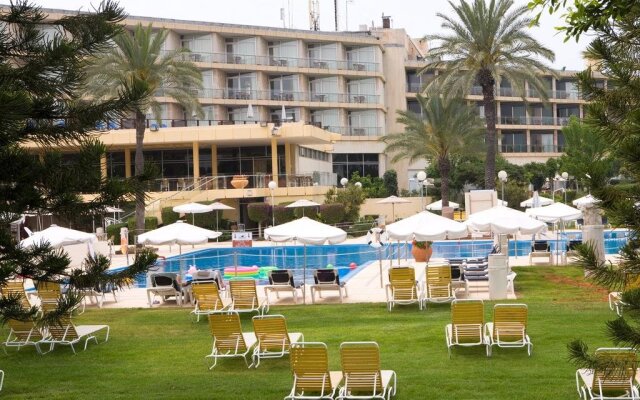 Dan  Caesarea Resort