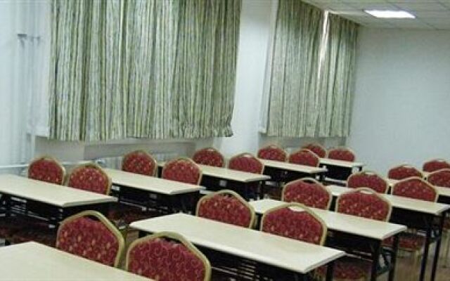 Yinzuo Jiayi Hotel - Qingdao