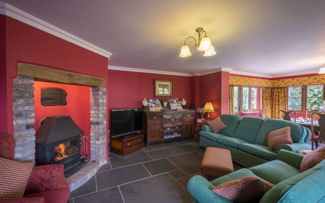Copps Castle B&B