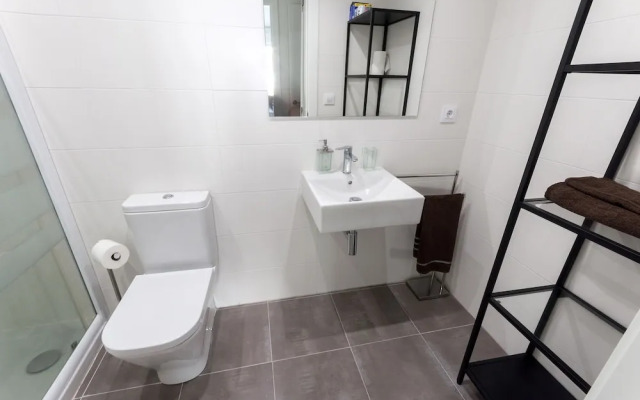 Brezo in Oliva With 2 Bedrooms and 2 Bathrooms