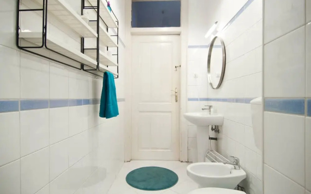 Spacious And Bright 4 Bedroom Apartment