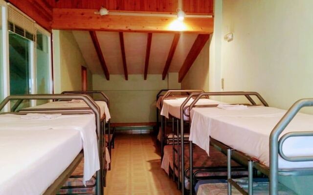 Hostal Marqués del Campo - Hostel