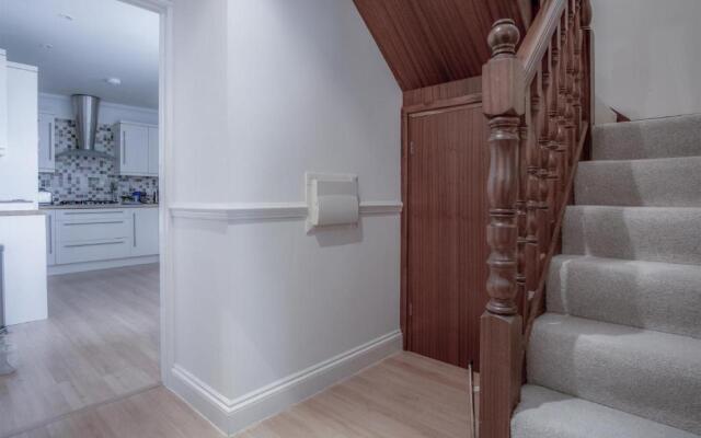 South Beach View - 2 Bedroom Apartment - Tenby