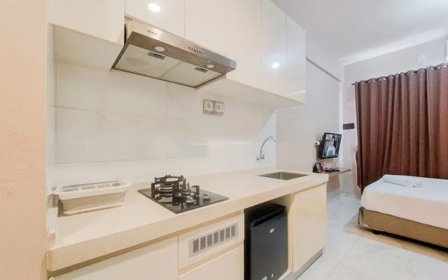 Good Designed And Restful Studio Sky House Bsd Apartment