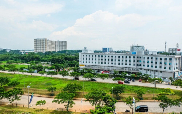 Luxurious Studio The Oasis Apartment