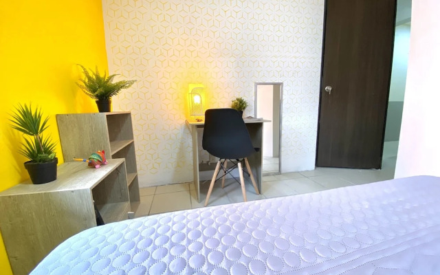 ROOMIES HOSTEL - Santa Maria La Ribera