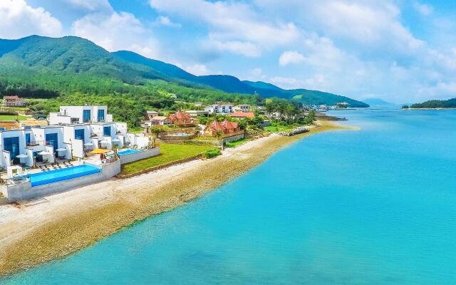 Yeosu Leu Ciel Poolvilla