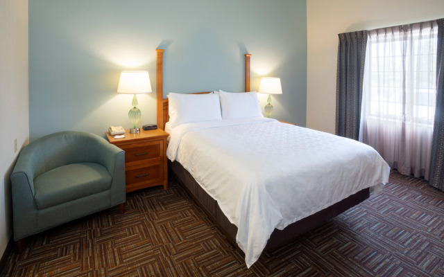 Staybridge Suites Minneapolis-Bloomington, an IHG Hotel