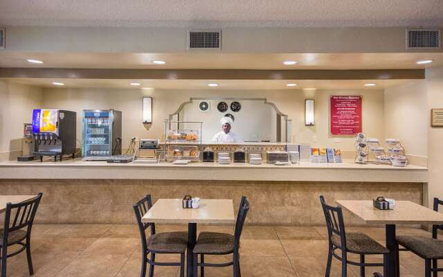 Best Western San Dimas Hotel & Suites