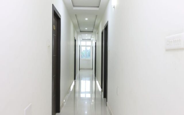 OYO 15601 Bhimas Residency