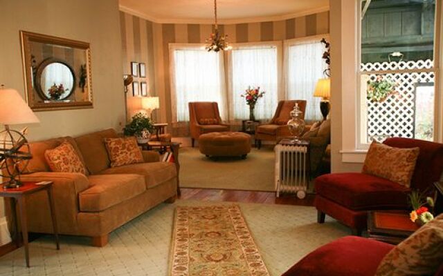 Atrium Bed and Breakfast