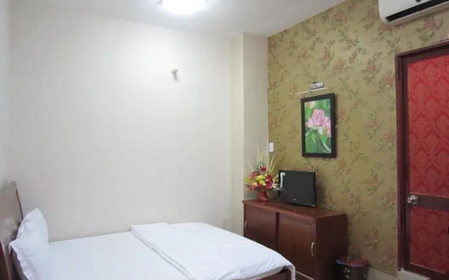 Vyvy Airport Hotel