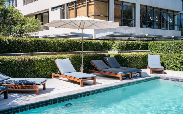 Delightful Rental w Sea Views Vadi Apartment