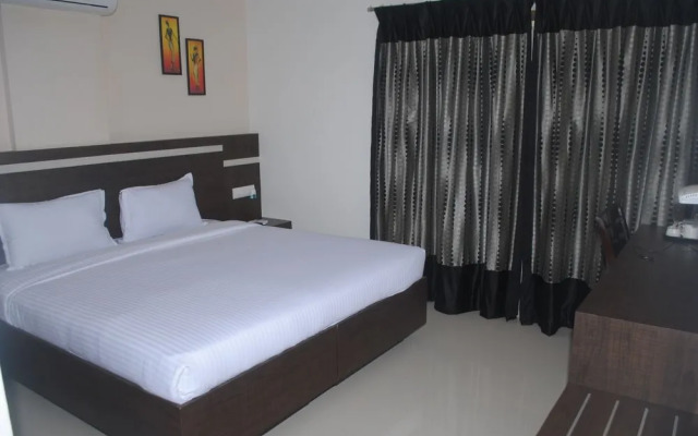 Hotel Raj Residency