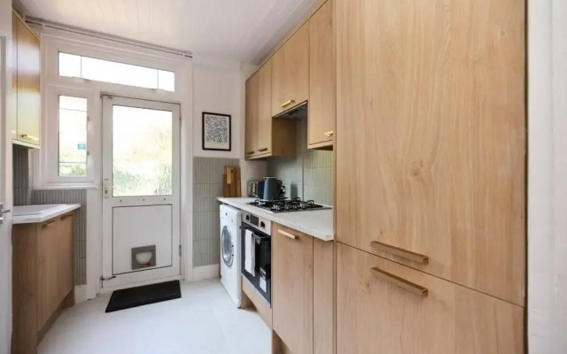 The Furness Hideout - Charming 2bdr House With Garden