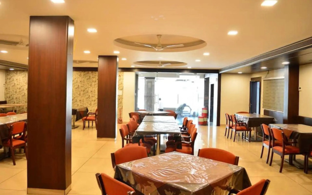 Hotel Maheshwari Avenue
