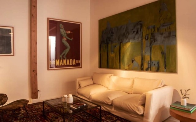 w Villa With Rooftop Terrace in Barranco