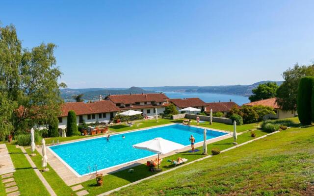 Residenza Over The Lake Ada's Terrace