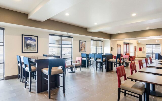 MainStay Suites Near Denver Downtown